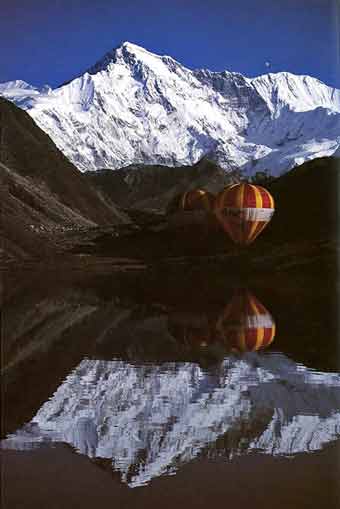 
Balloon take-off rehearsal at the Lake near Gokyo, with Cho Oyu behind - Ballooning Over Everest book 
